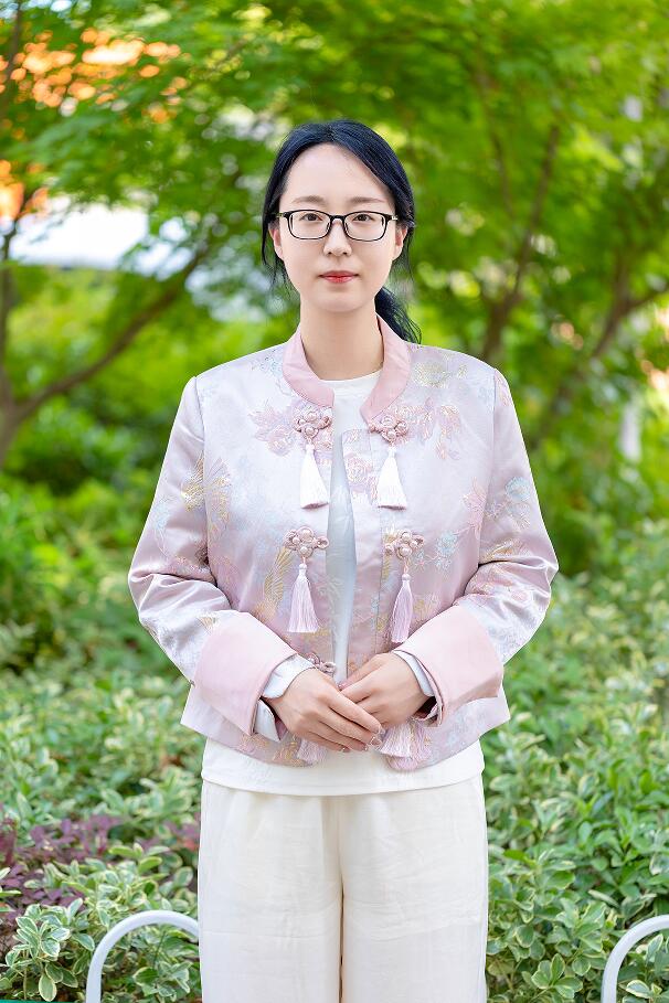 最具魅力语文教师  优秀班主任  孙周酬勤