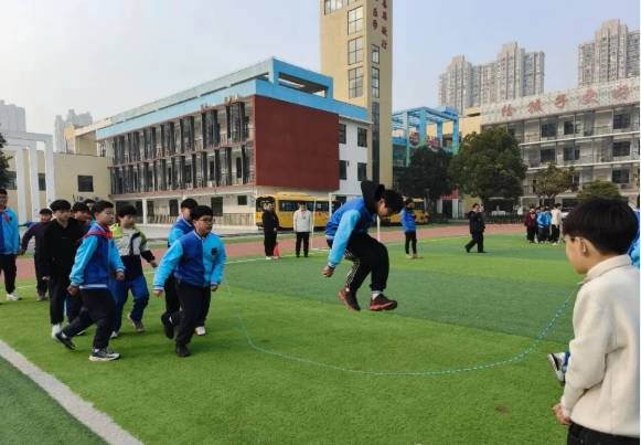 “绳”采飞扬——“赛赛日”（下篇）